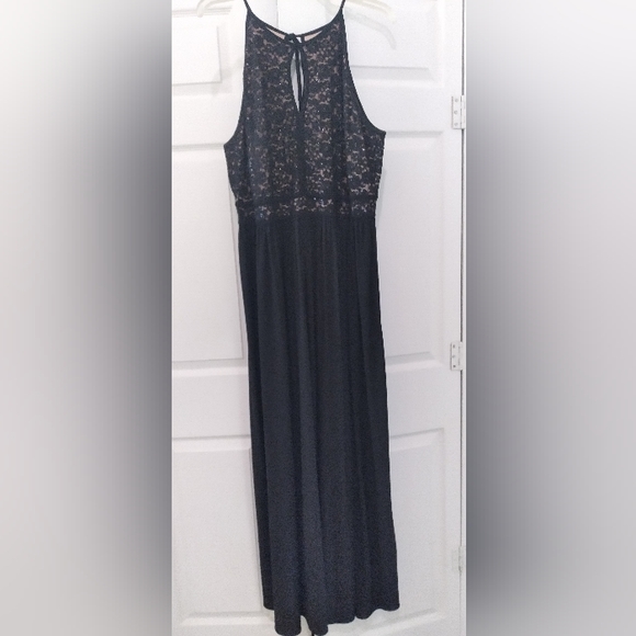 NW Woman dress - Picture 1 of 3